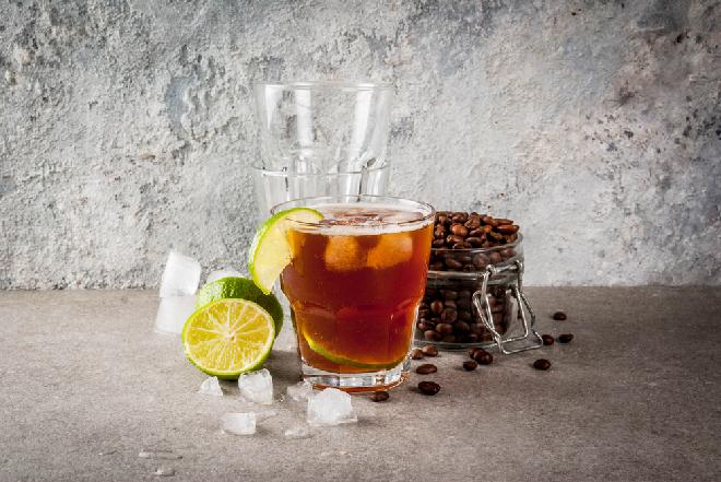 Espresso Tonic, czyli oryginalna kawa na zimno