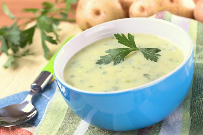 Zupa pietruszkowo-chrzanowa z menu beszamel